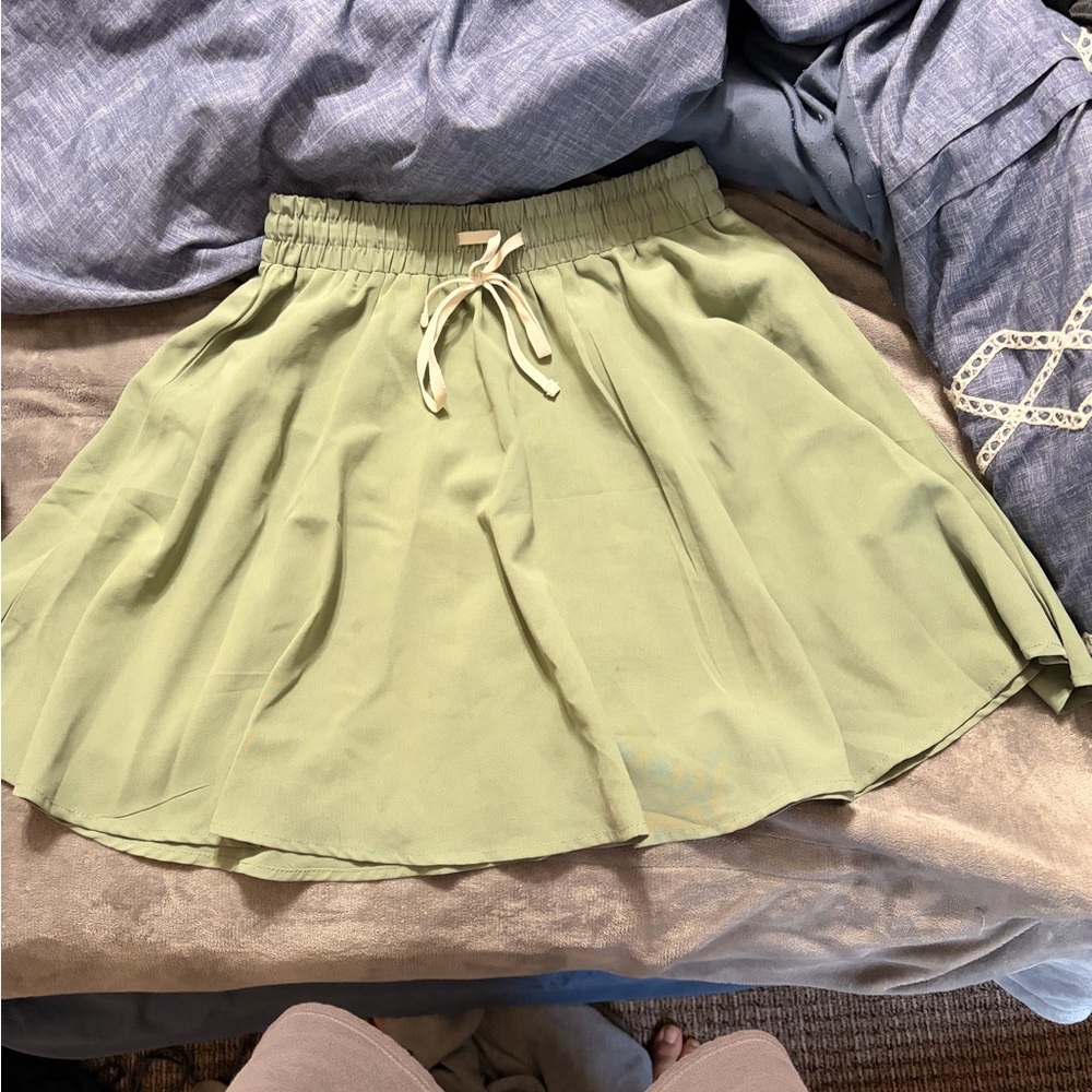 ROMWE Light Green Skater Skirt